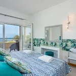 Apartment Beach Front Barracuda Albufeira